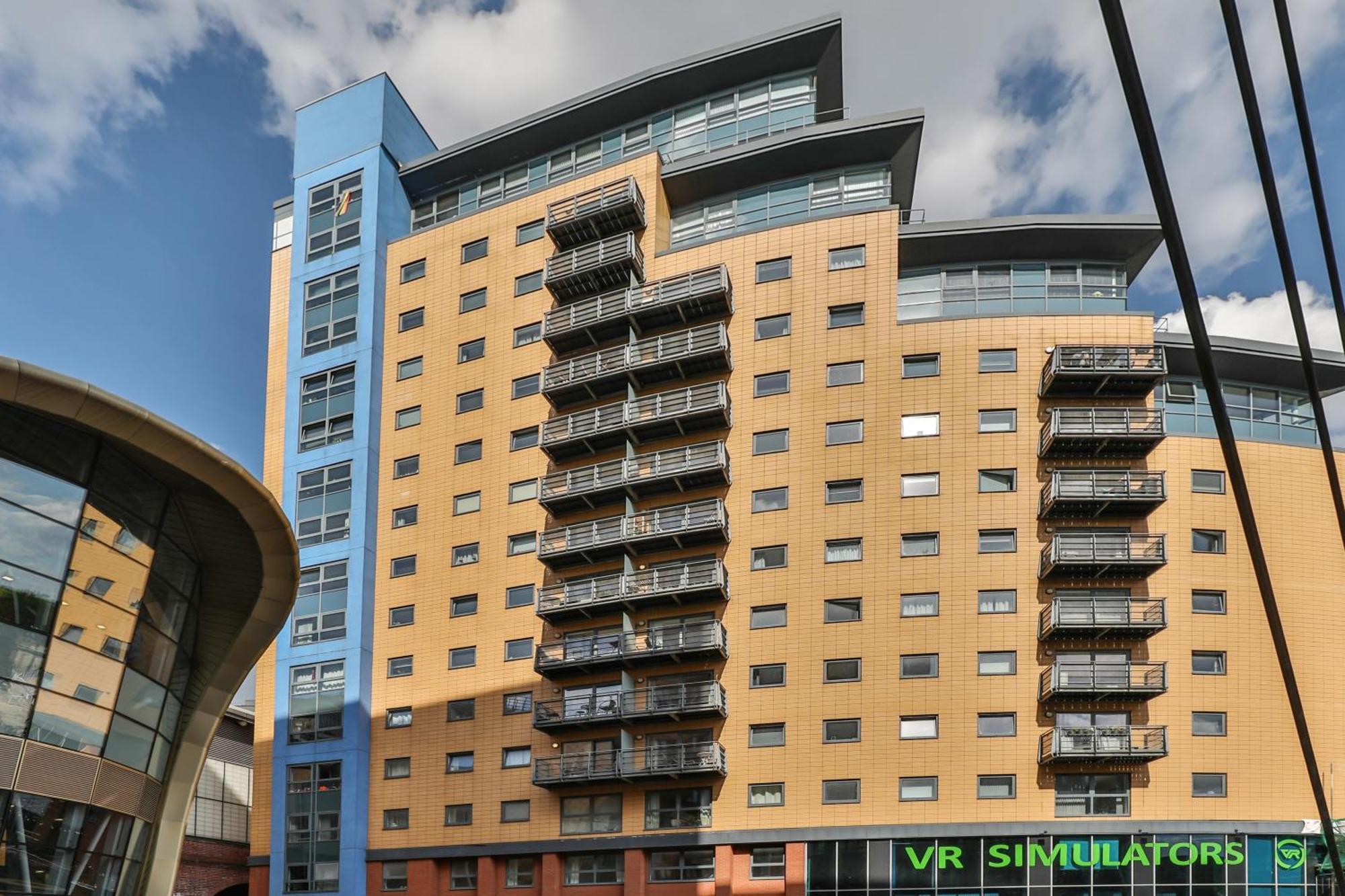 Large Central Penthouse In Leeds Leeds  Luaran gambar
