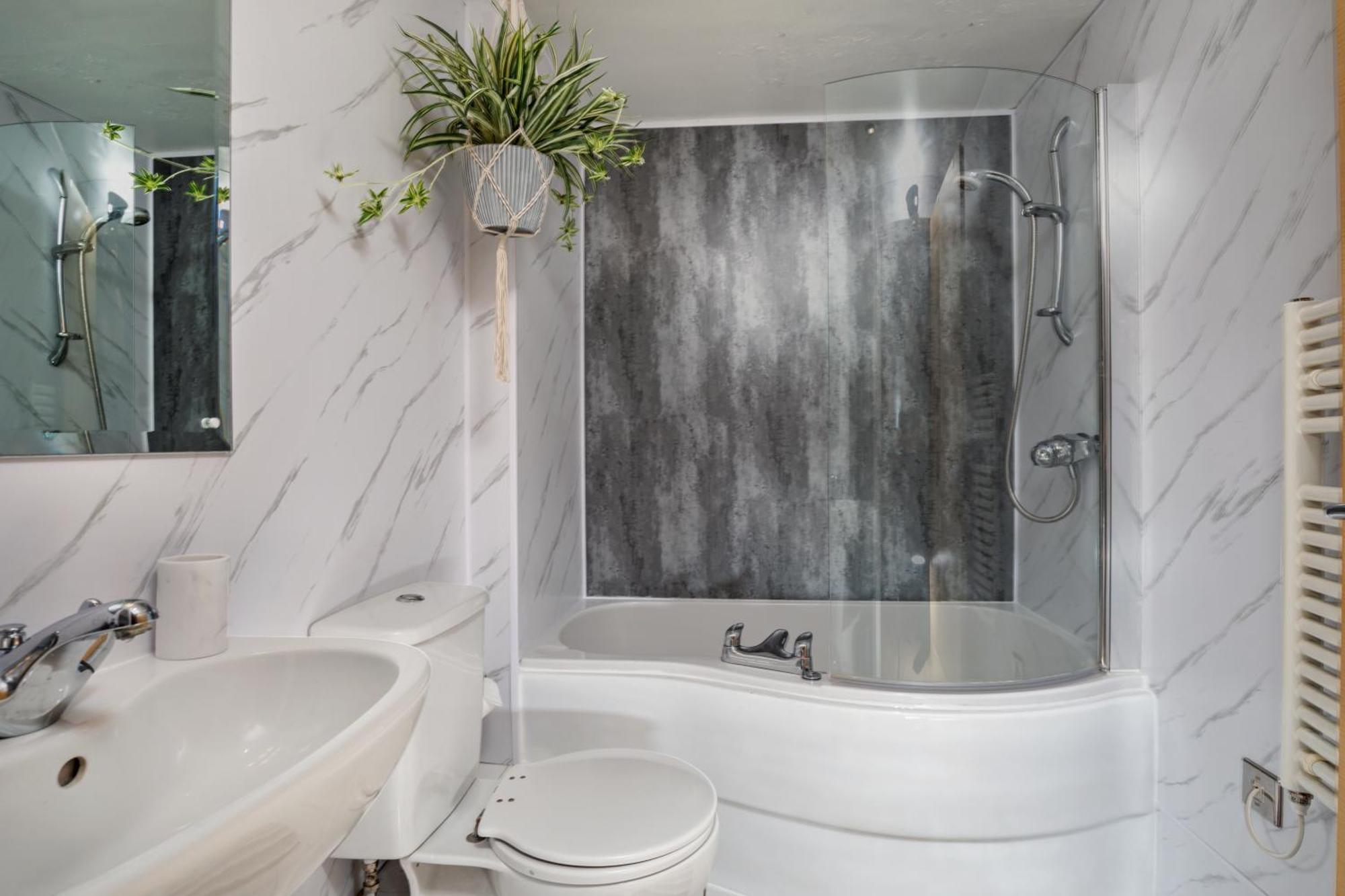 Large Central Penthouse In Leeds Leeds  Luaran gambar