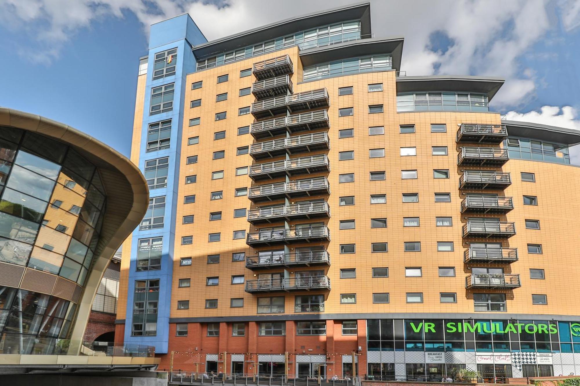 Large Central Penthouse In Leeds Leeds  Luaran gambar